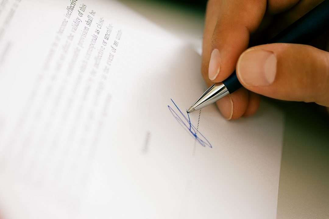 Firma contrato
